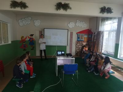 Специален гост беше г-жа Силвия Ветренска 10